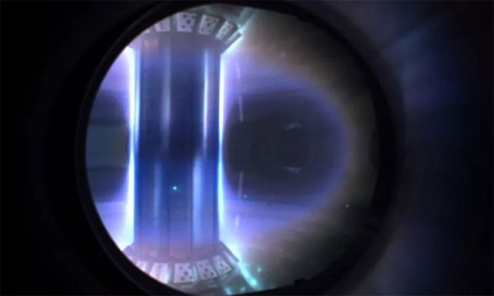 Bên trong lò phản ứng nhiệt hạch tokamak của Tokamak Energy.