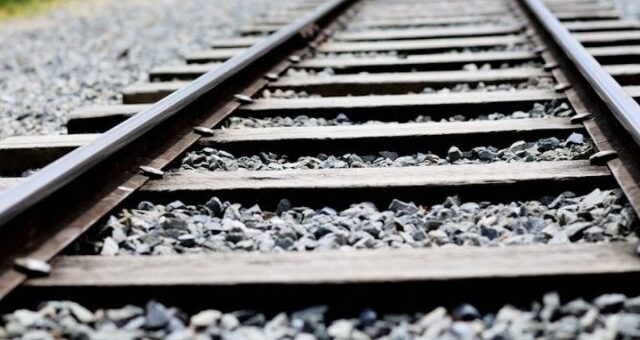 Tại Sao Đá Dăm Là Yếu Tố Quan Trọng Trong Xây Dựng Đường Sắt?