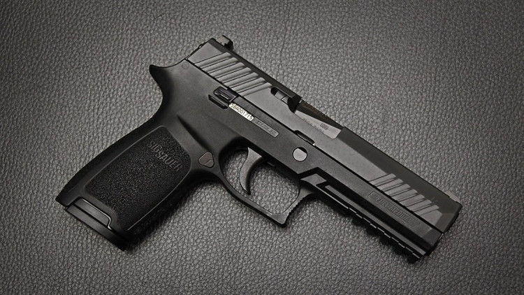 sung-sig-sauer-p226 Súng SIG Sauer P226