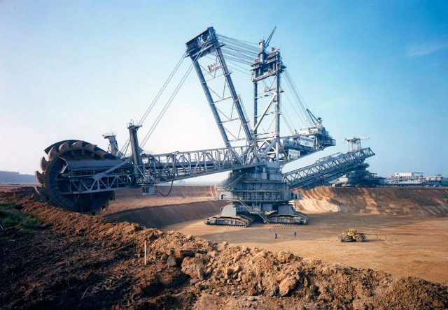 Cỗ máy Bagger 293 lớn nhất thế giới.
