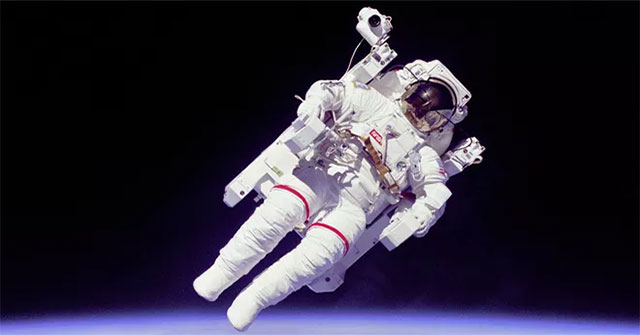 Bí quyết để lọt vào đội phi hành gia NASA: tiêu chuẩn, thử thách và con đường luyện rèn